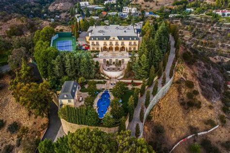 1425 davies dr, beverly hills|Inside the $87 million hilltop palace for sale in Beverly Hills.